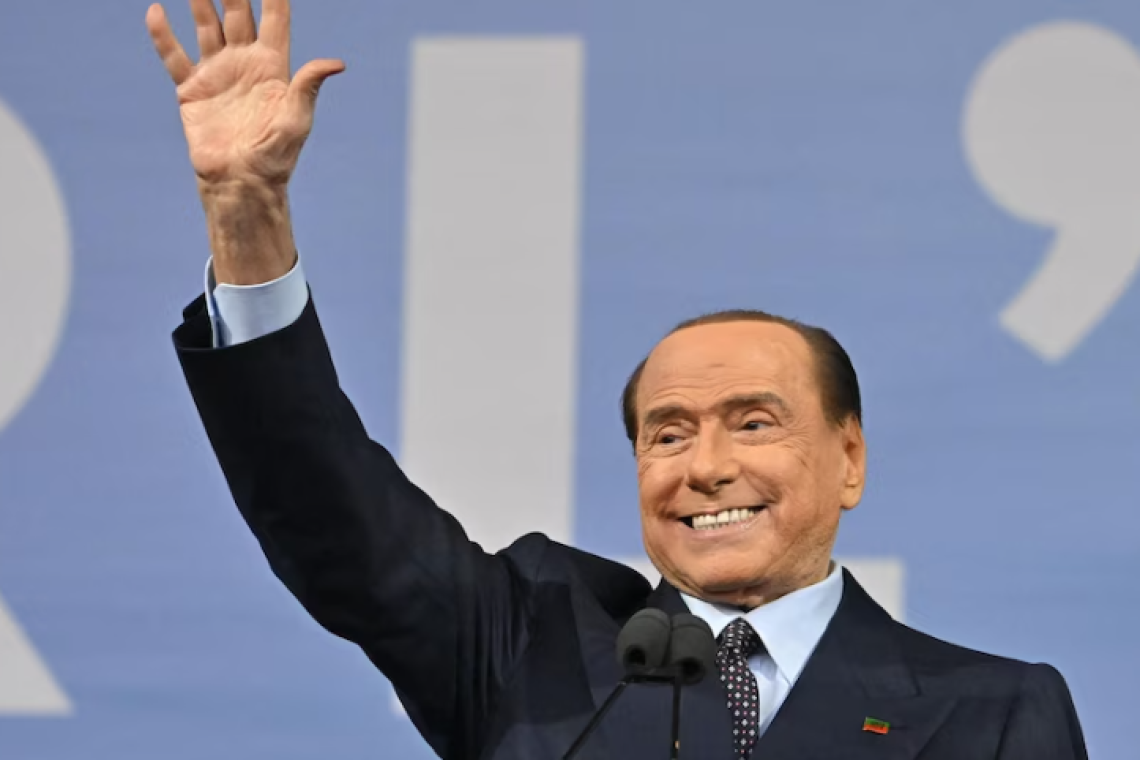 Italie : Silvio Berlusconi, une vie démesurée