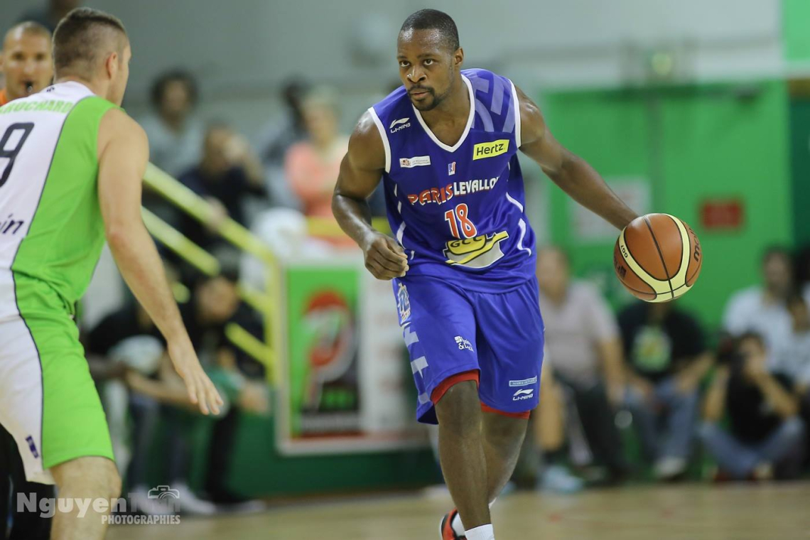 Basketball : Malela Mutuale en mode sparing partner au Paris-Levallois ​ ​