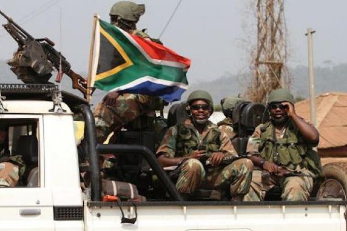 Guerre à l'Est : l'Afrique du Sud annonce le déploiement de 2.900 militaires pour combattre au sein de la force de la SADC