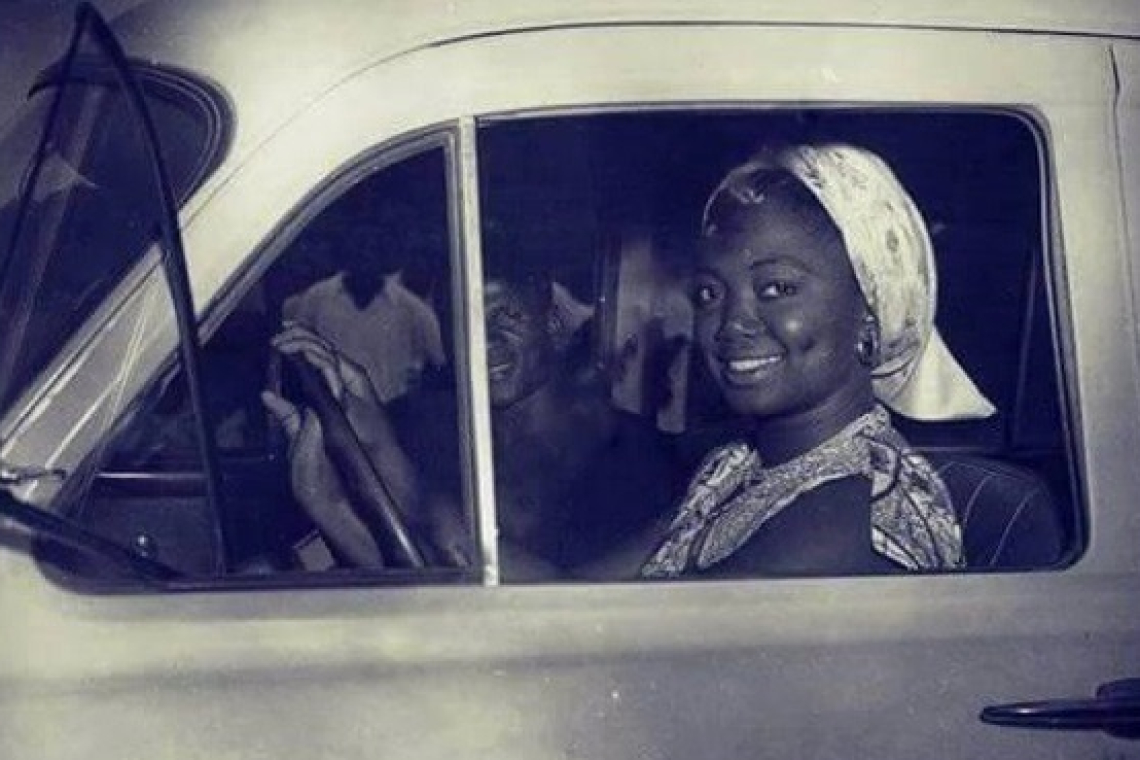 Victorine Ndjoli Elonga, première femme titulaire du permis de conduire et première conductrice de l’histoire du Congo (mars 1933 - 27 février 2015)