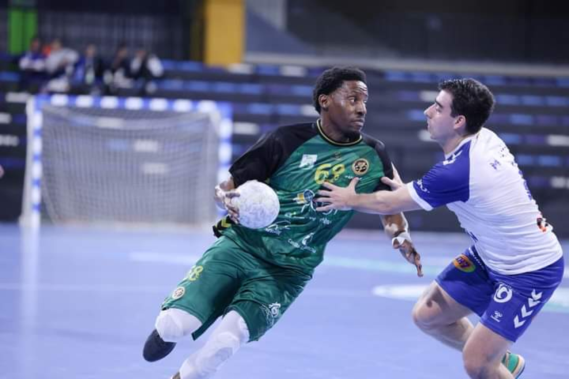 Handball/Espagne-D1 : un partage désavantageux pour Aurélien Tchitombi et Rebi Balonmano Cuenca face à Benidorm    