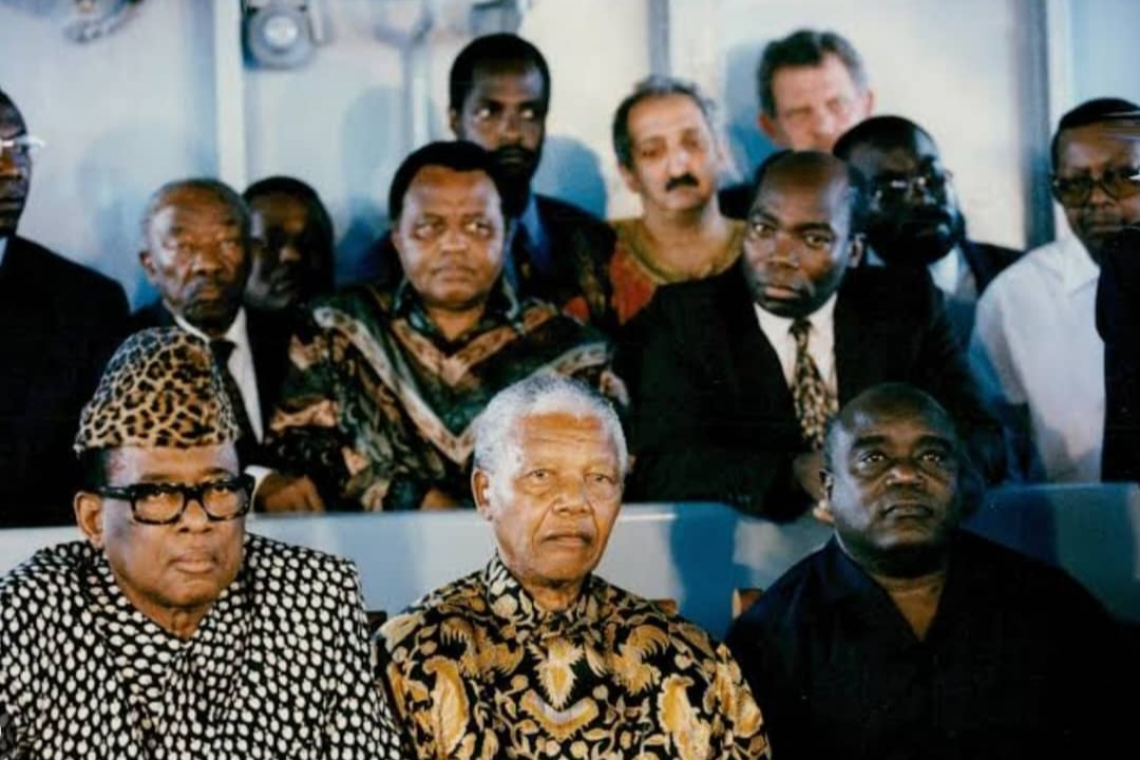 La fin du Maréchal Mobutu : la rencontre d’Outeniqua (Episode 2)