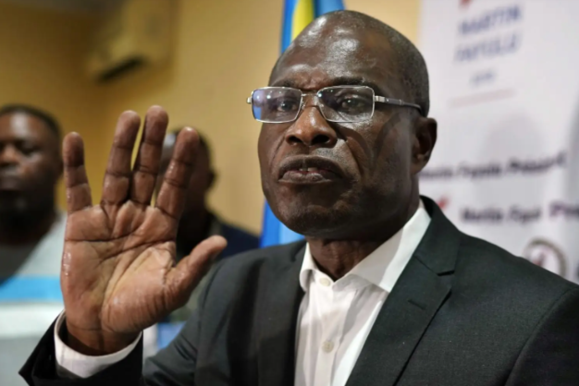 Félix Tshisekedi accusé de négligence et de corruption, Fayulu appelle à un "sursaut patriotique" des Congolais"