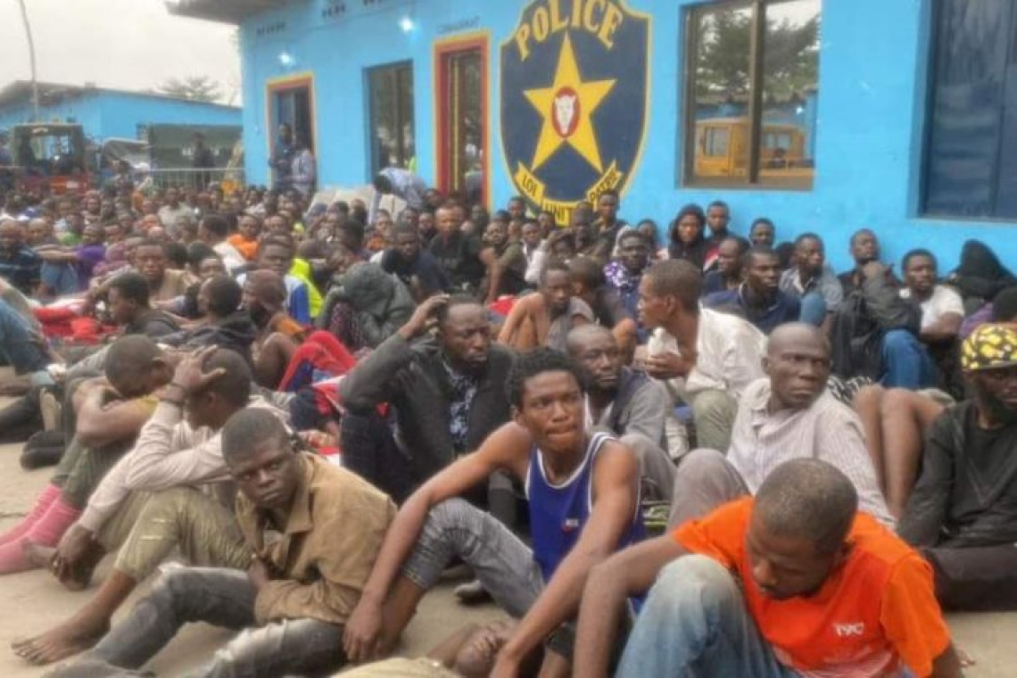 RDC : les militants de l'UDPS ayant semé des troubles au Palais du peuple présentés au public