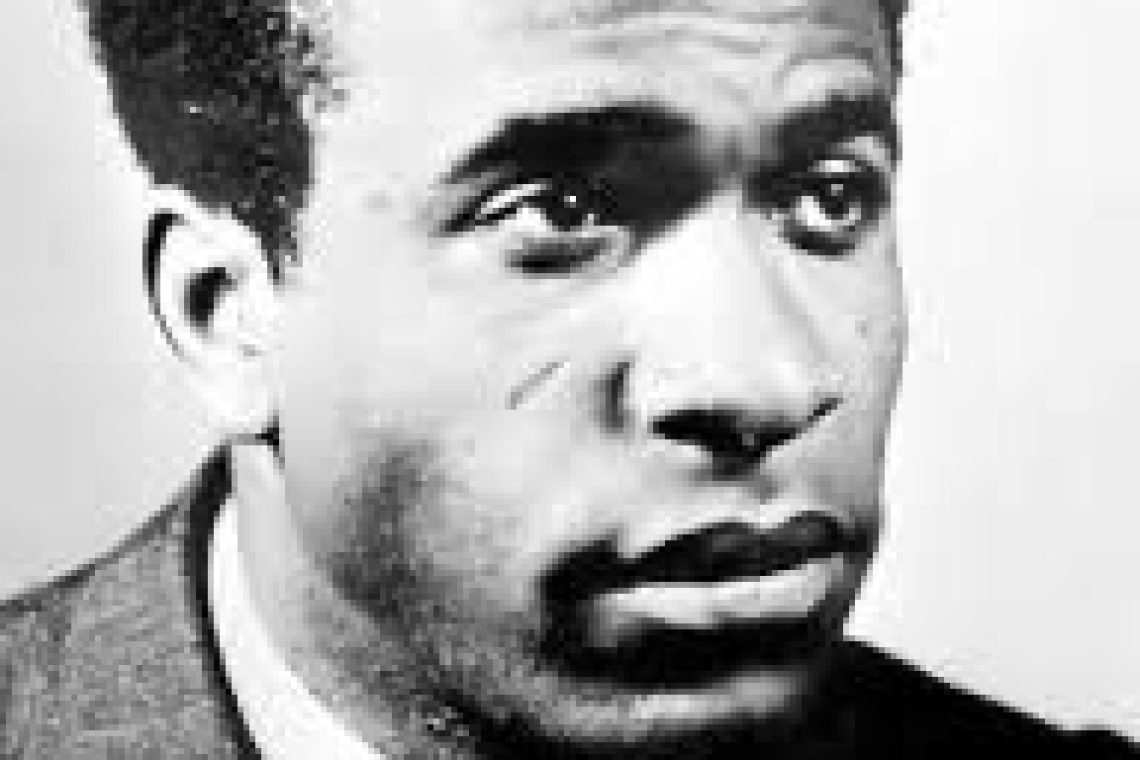 L'inoubliable martiniquais Frantz Fanon psychiatre et militant anti colonialiste