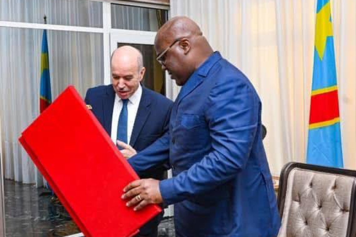 Le président Félix Antoine Tshisekedi a reçu l'envoyé spécial du président algérien.