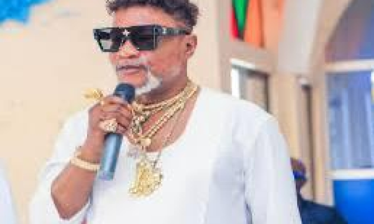 Koffi Olomide en route vers  l'Hippodrome de Vincennes