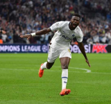Ligue 1 : Chancel Mbemba n’est plus seul, Hakimi, nouveau défenseur à inscrire son nom au palmarès
