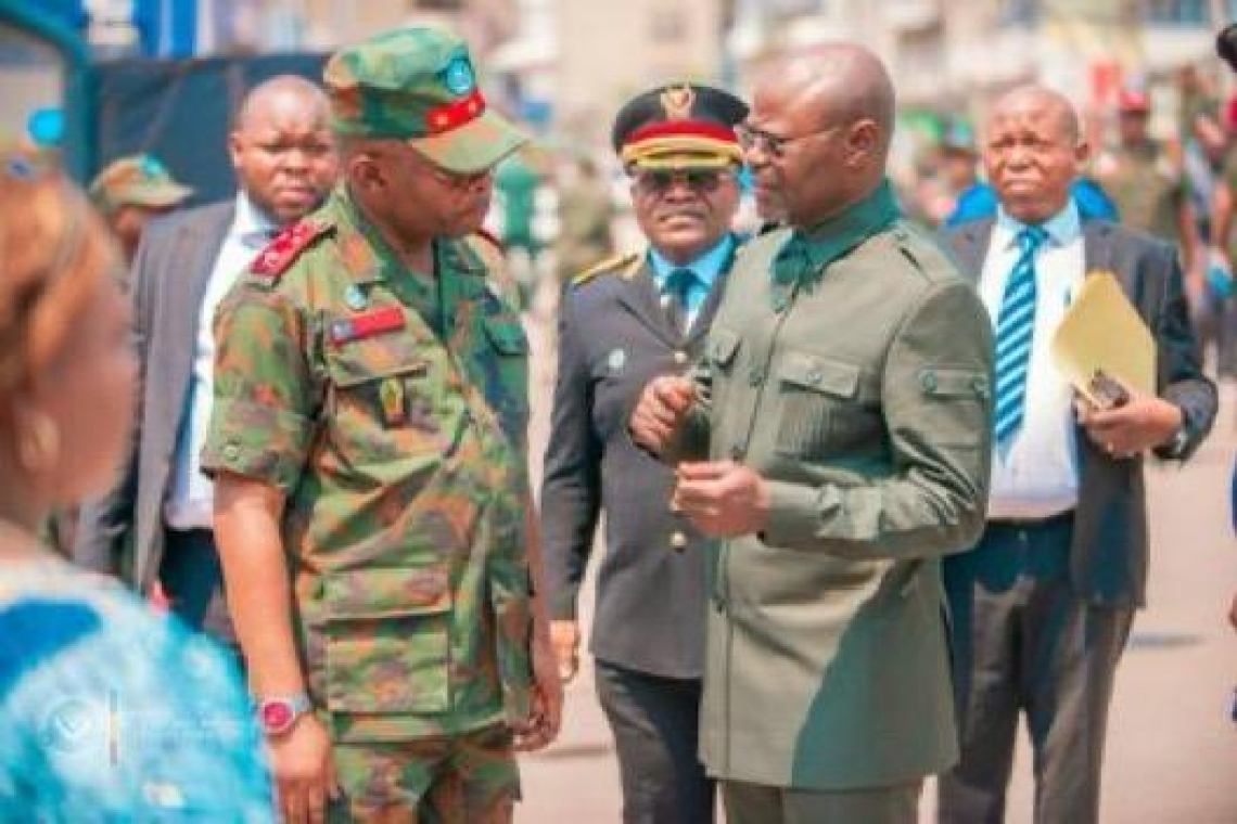 17 mai – Journée des FARDC : le ministre de la Défense nationale Guy Muadiamvita a salué la bravoure des soldats tombés pour la nation