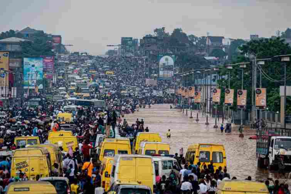 Kinshasa au bord de l’asphyxie : quand la gouvernance provinciale devient une complicité silencieuse du chaos